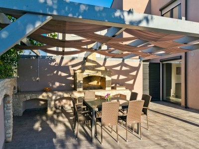 Villa Spacious villa in Pula with heated pool - Outdoor photo 29