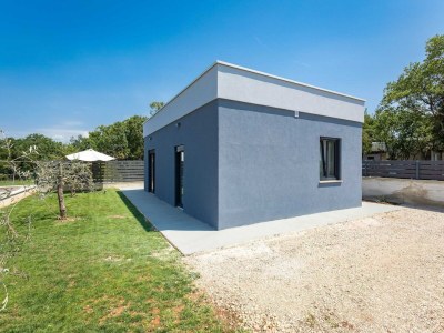Holiday house House in Peroj near Rock Beach - Outdoor photo 3