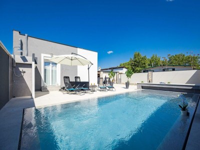 Villa Villa in Gajana mit beheiztem Pool - Outdoor photo 10