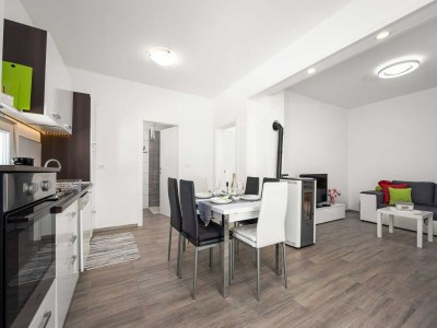 Villa Villa in Gajana mit beheiztem Pool - Features photo 25