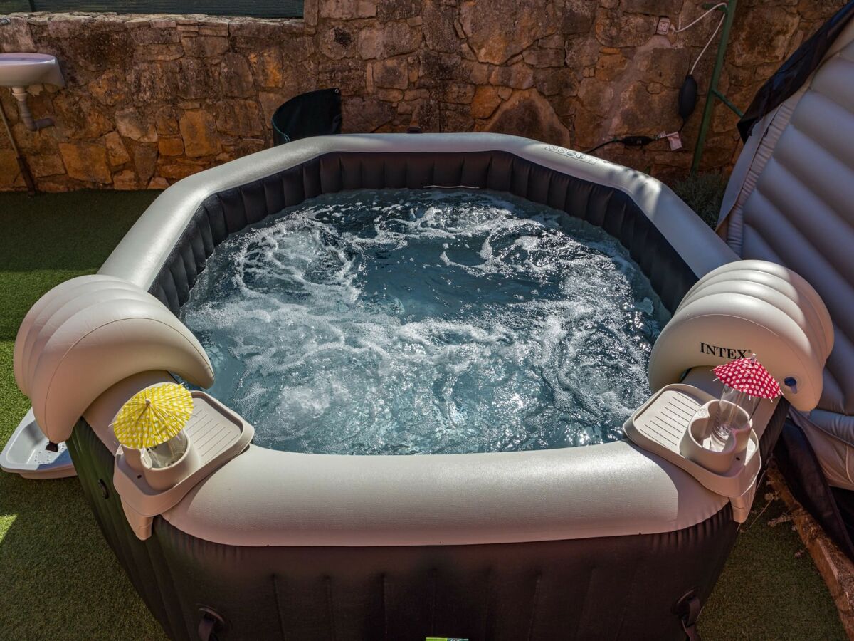 Apartment Wohnung in Vodnjan mit Pool und Jacuzzi - Outdoor photo 2