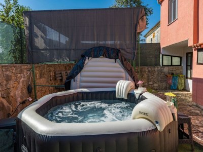 Apartment Wohnung in Vodnjan mit Pool und Jacuzzi - Outdoor photo 11