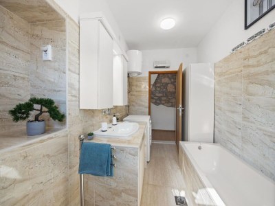 Apartment Wohnung in Vodnjan mit Pool und Jacuzzi - Features photo 37