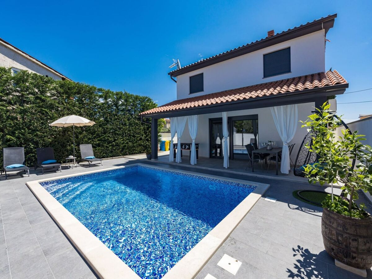 Villa Villa Bavaria mit Pool, Whirlpool, Tischtennis - Outdoor photo 2