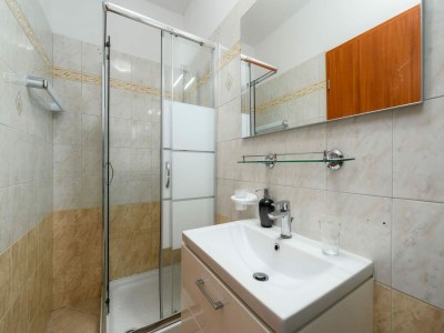 Apartment Wohnung in Drenje mit Pool und Meerblick - Features photo 22