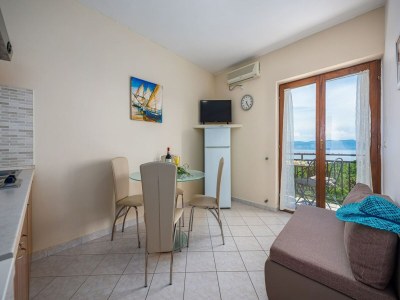 Apartment Wohnung in Drenje nahe Jadrena Strand - Features photo 14