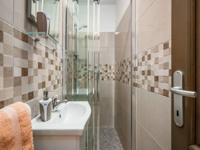 Apartment Wohnung in Drenje mit Meerblick - Features photo 18