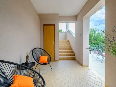 Apartment Spacious Apartment in Markoci - Outdoor photo 37