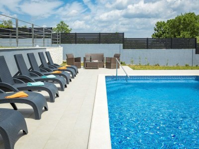 Holiday house Entspannende Sommerwohnung in Drenje - Outdoor photo 15