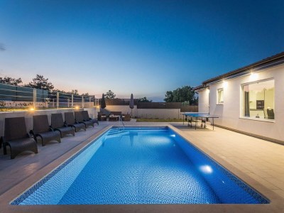 Holiday house Entspannende Sommerwohnung in Drenje - Outdoor photo 22