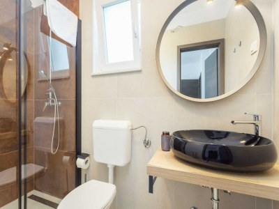 Holiday house Entspannende Sommerwohnung in Drenje - Features photo 29