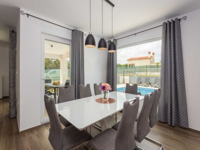 Holiday house Entspannende Sommerwohnung in Drenje - Features photo 37