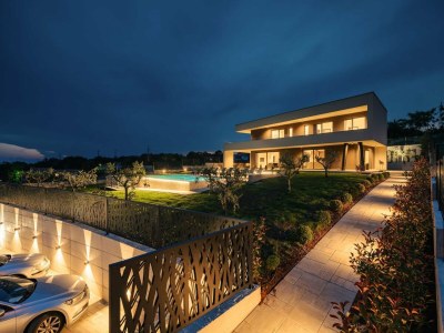 Villa Luxuriöse Villa mit Pool in Sveti Bartul - Outdoor photo 6