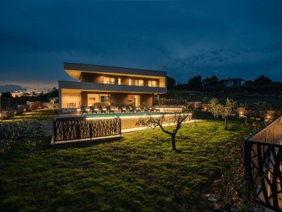 Villa Luxuriöse Villa mit Pool in Sveti Bartul - Outdoor photo 15