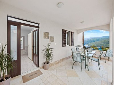 Apartment Apartment mit Meerblick in Rabac - Outdoor photo 12