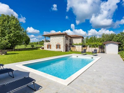 Villa Charming Villa with Pool - Outdoor photo 6