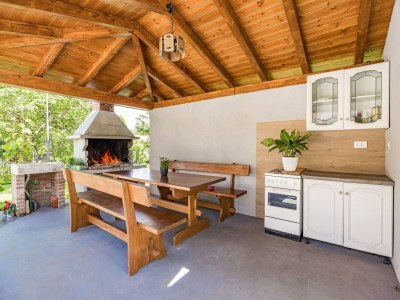 Villa Charming Villa with Pool - Outdoor photo 8