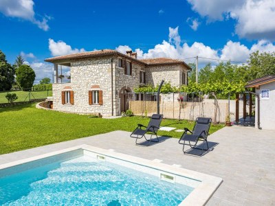 Villa Charming Villa with Pool - Outdoor photo 15