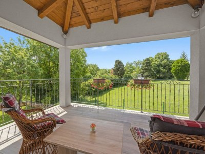 Villa Charming Villa with Pool - Outdoor photo 17