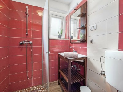 Villa Charming Villa with Pool - Features photo 27