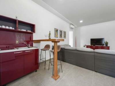 Villa Charming Villa with Pool - Features photo 34