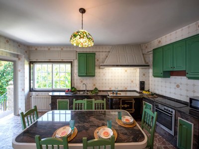 Holiday house Villa in Padrón mit Pool und Bergblick - Features photo 11