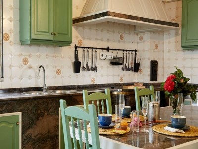 Holiday house Villa in Padrón mit Pool und Bergblick - Features photo 12