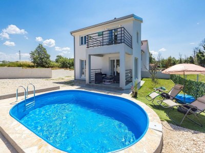Villa Modernes Rscape mit Pool - Outdoor photo 8