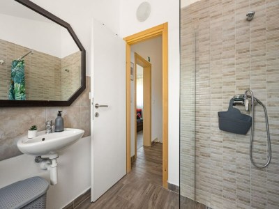 Villa Modernes Rscape mit Pool - Features photo 37