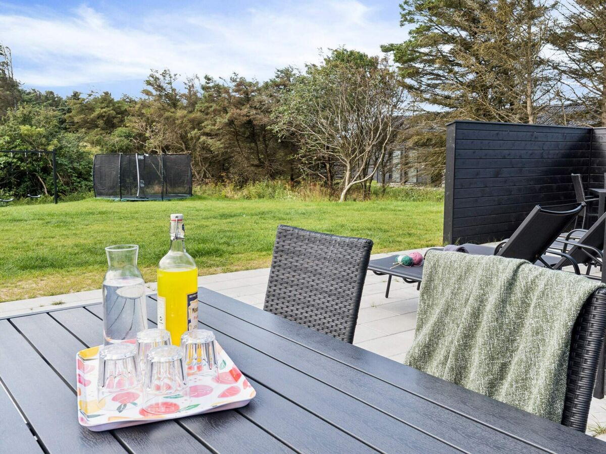 Holiday house 5 Sterne Ferienhaus in Løkken - Outdoor photo 2