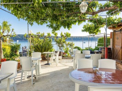 Apartment Sea View Apartment in Barbat - Outdoor photo 7