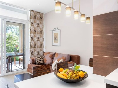 Apartment Whirlpool-Retreat in Banjol - Features photo 12