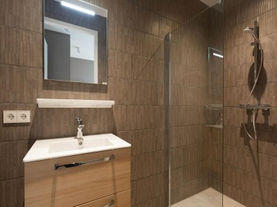 Apartment Apartment with balcony in the Hague - Features photo 24