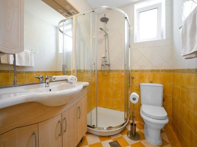 Apartment Apartment with Garden, Banjol - Features photo 14