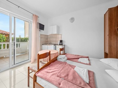 Apartment Studio in Rab near Sandy Beach - Features photo 19