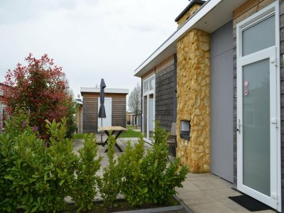 Holiday house Chalet in Bemelen near Bemelerberg Reserve - Outdoor photo 39