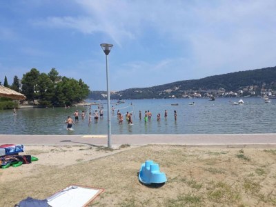 Apartment Apartment in Supetarska Draga near Sandy Beach - Environment photo 17