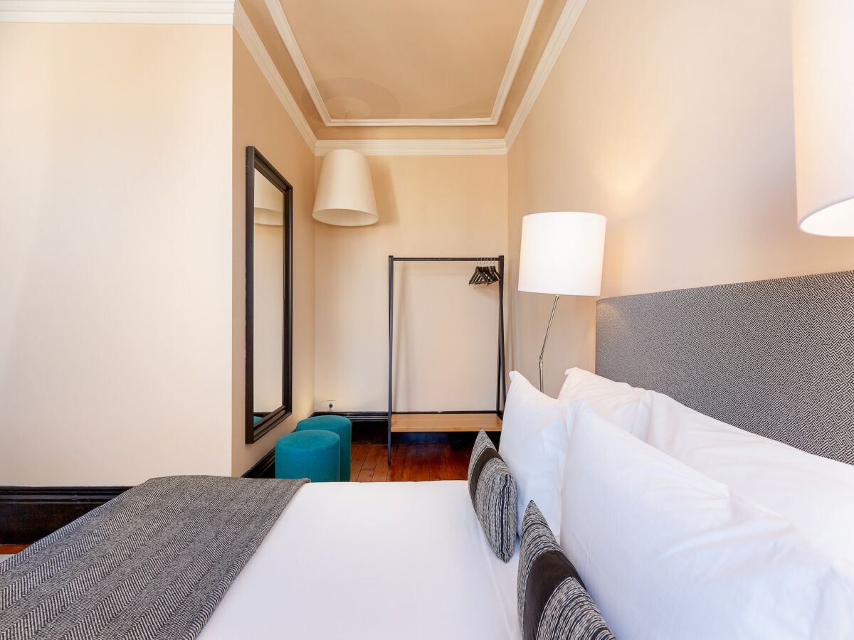 Apartment Cozy Studio in Porto with Modern Amenities - Features photo 2