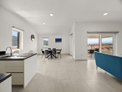 Apartment Enchanting Summer Apartment with Sea View - Features photo 25