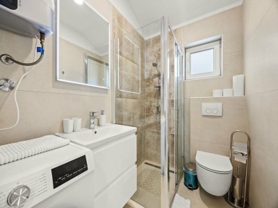 Apartment Enchanting Summer Apartment with Sea View - Features photo 28