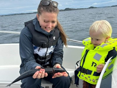 Holiday house 6 person holiday home in KLOKKARVIK - Outdoor photo 8