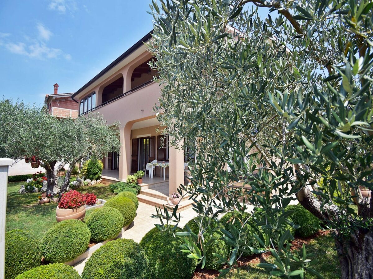 Apartment Wohnung in Pula nahe Hidrobaza Strand - Outdoor photo 2