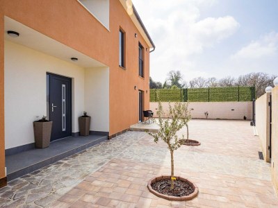 Villa Luxuriöse Villa in Pula mit Pool und Whirlpool - Outdoor photo 4