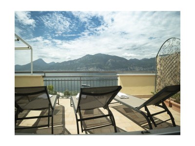 Villa Casa Alkea Penthouse for 6 people with pool and a beautiful lake view - Outdoor photo 2