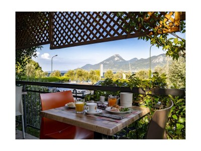 Villa Casa Alkea Penthouse for 6 people with pool and a beautiful lake view - Outdoor photo 7