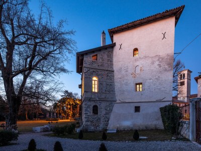Holiday house "Rambaldo" with garden in castle - Outdoor photo 17