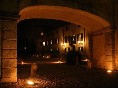 Holiday house "Rambaldo" with garden in castle - Outdoor photo 24