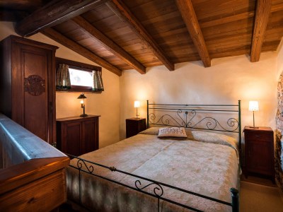 Holiday house "Rambaldo" with garden in castle - Features photo 34