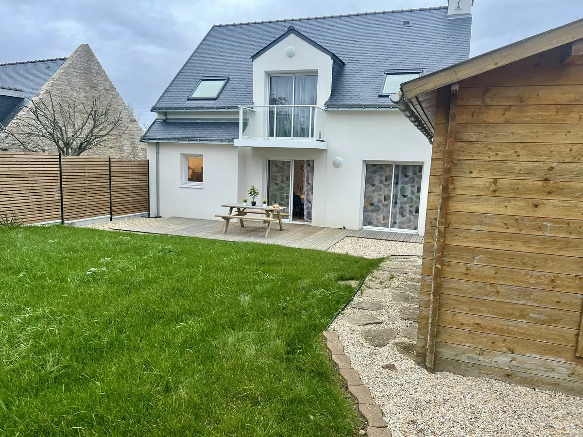 Holiday house No title