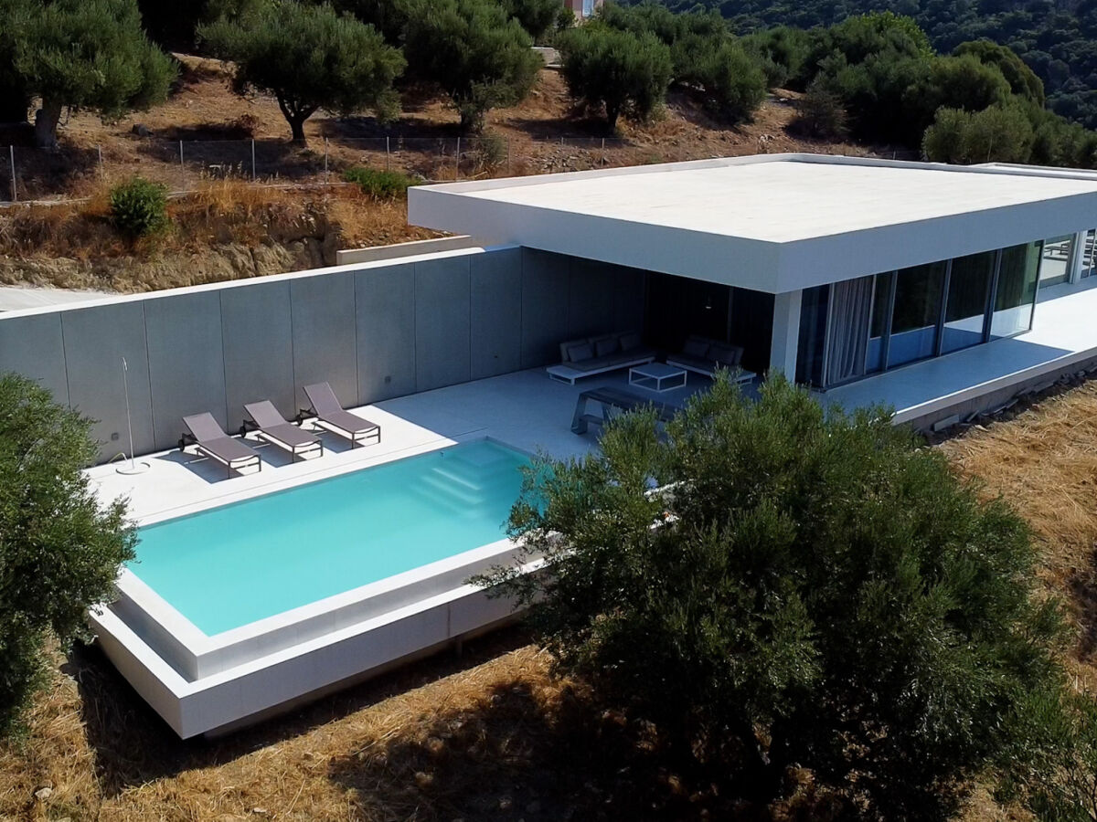 Villa Epicurean Retreat